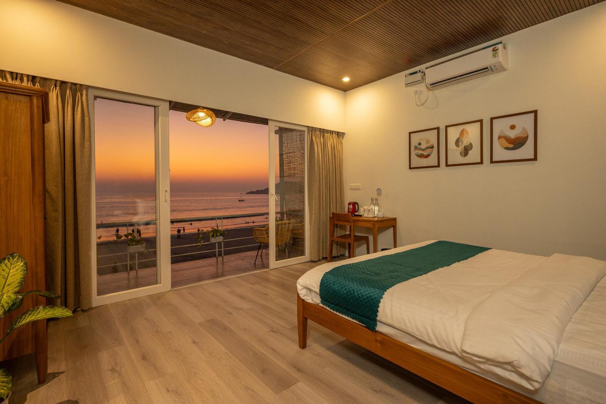 Royal Touch Beach Huts بالوليم المظهر الخارجي الصورة