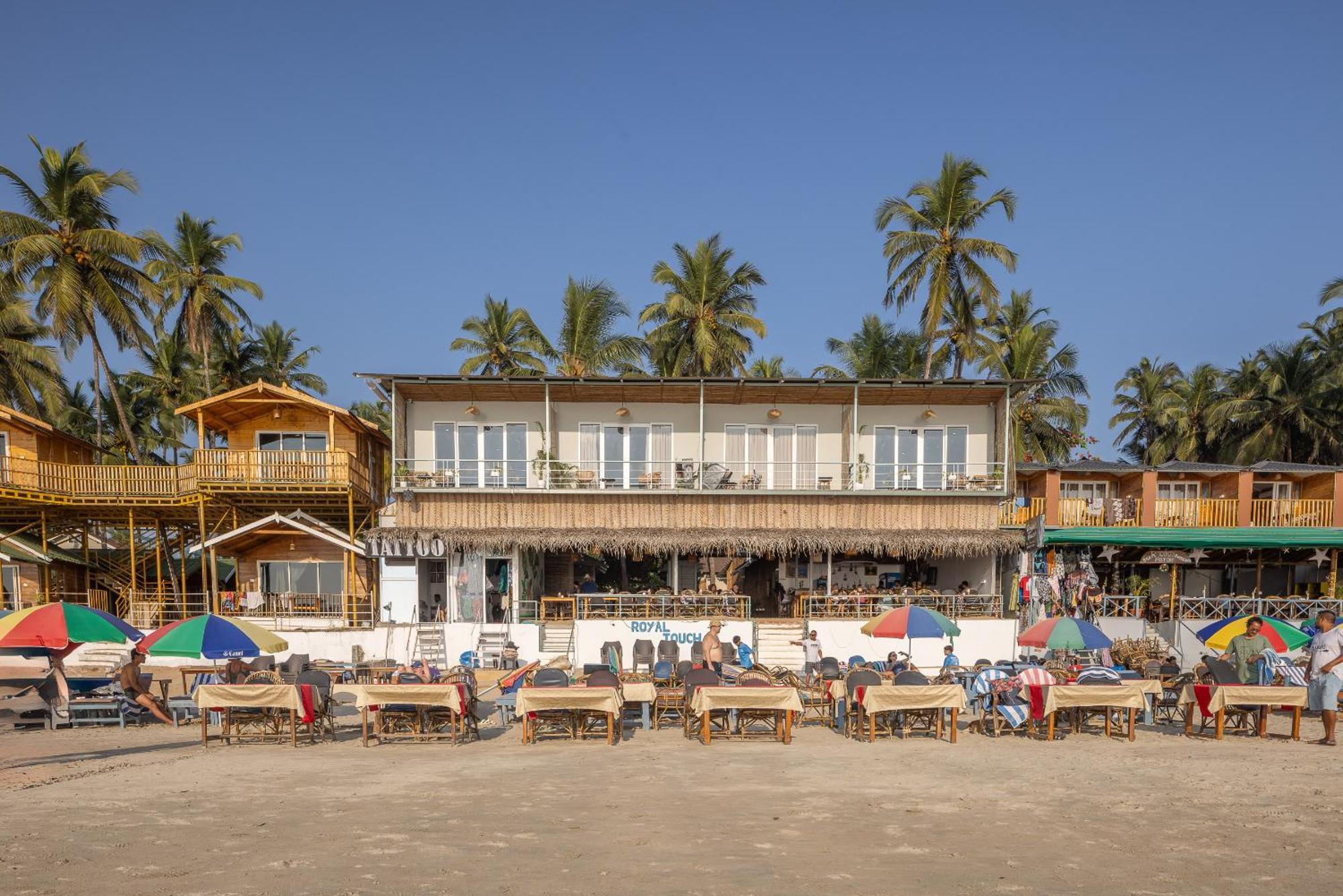 Royal Touch Beach Huts بالوليم المظهر الخارجي الصورة